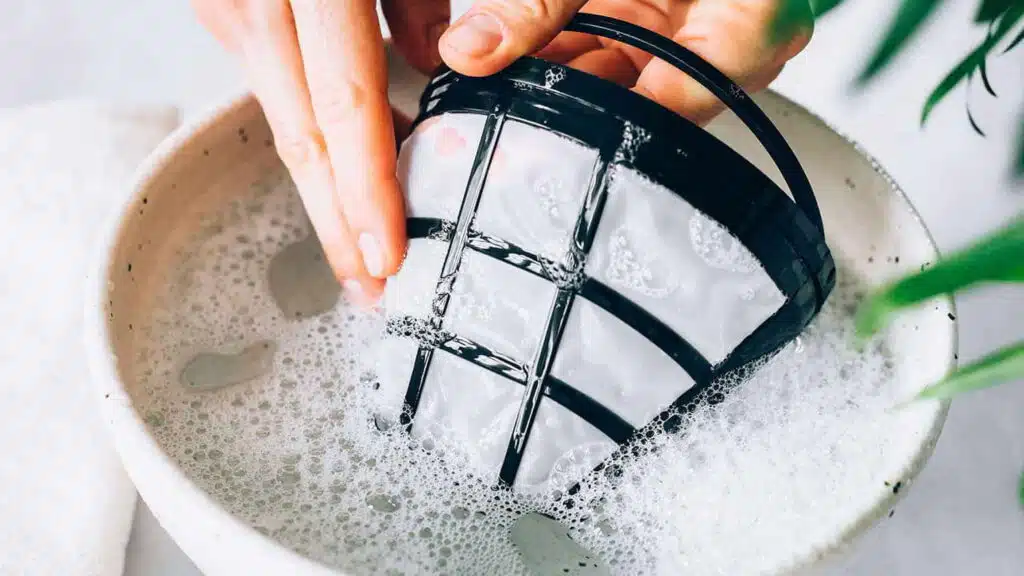 Main Differences Between Paper Filter and Metal Filter